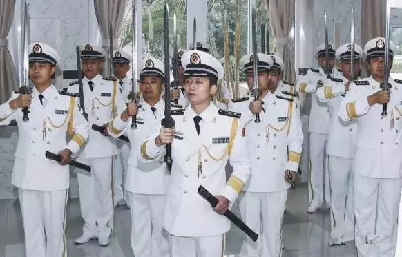 海军授剑仪式